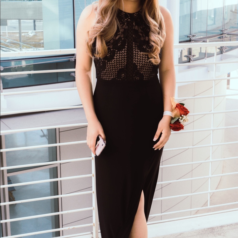 Nightway Black Lace Halter Dress